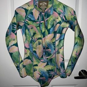 Billabong Women's 2mm Salty Days Wetsuit (spring suit) size 6
